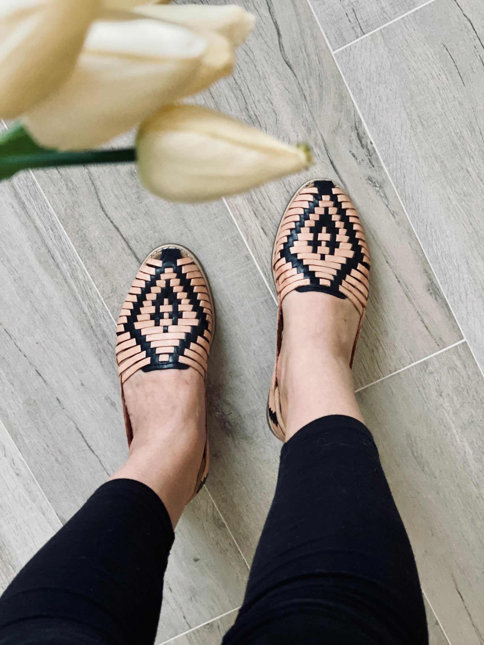 How to choose the best size for my leather sandals?