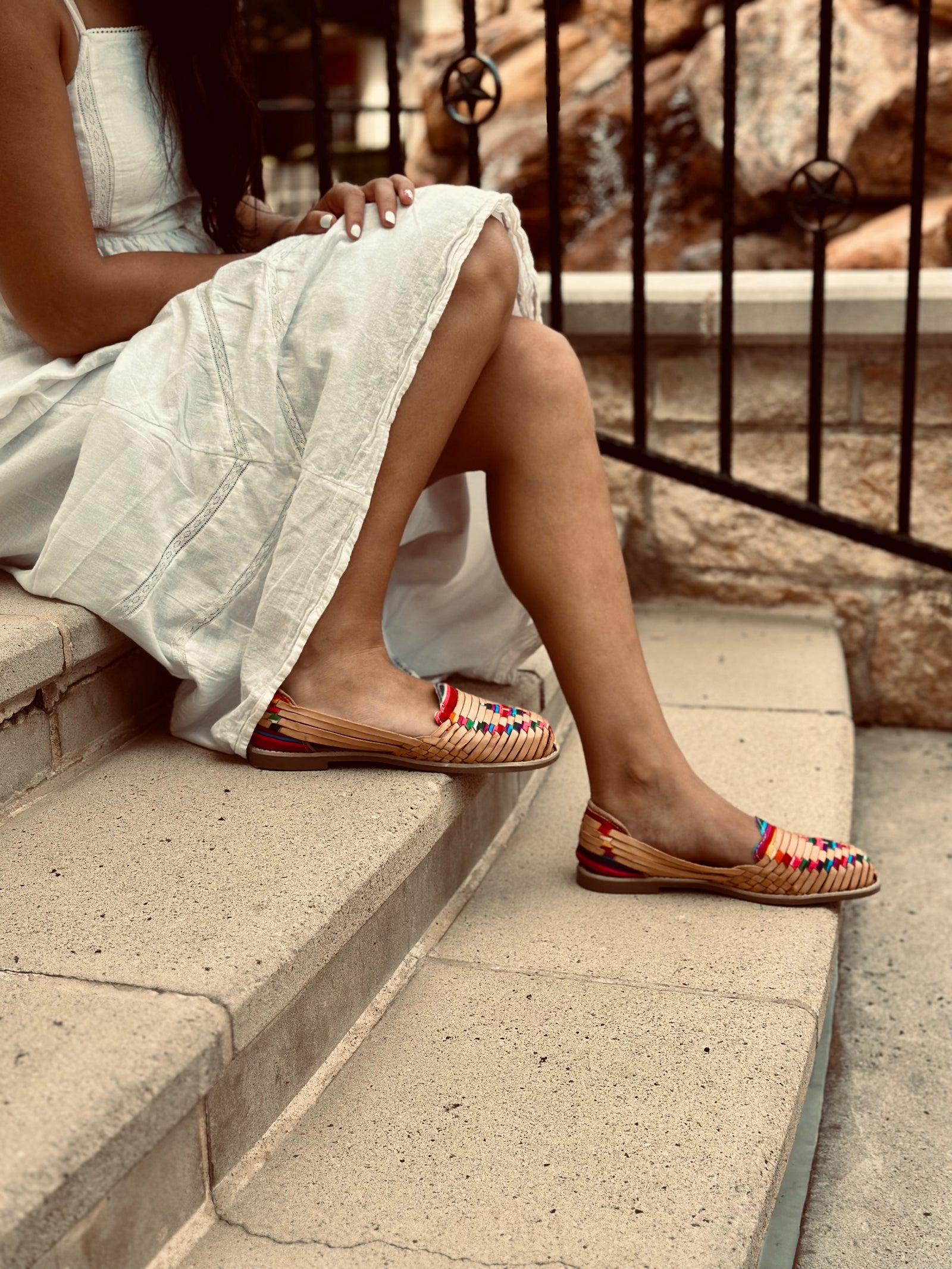 Leather sandal with rainbow pattern