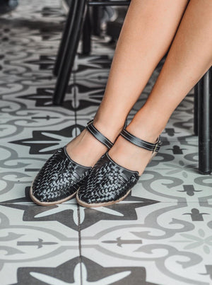 La Bailarina Black Ankle-Strap Mexican Leather Huaraches