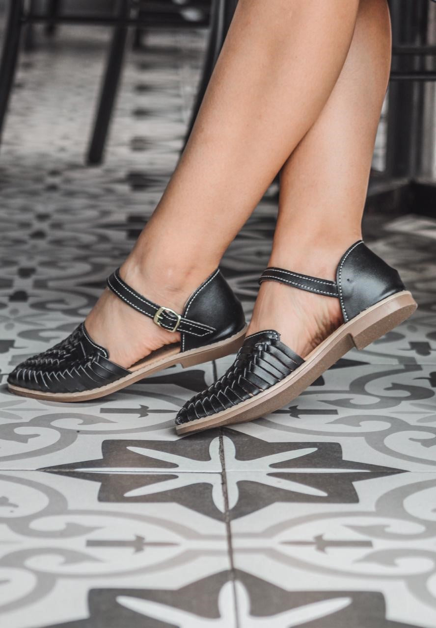 La Bailarina Black Ankle-Strap Mexican Leather Huaraches